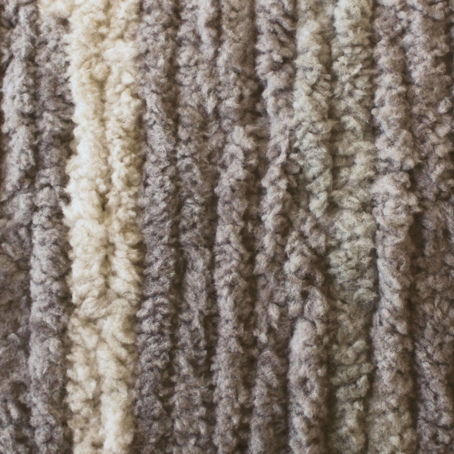 Bernat Blanket Yarn (300g/10.5oz)
