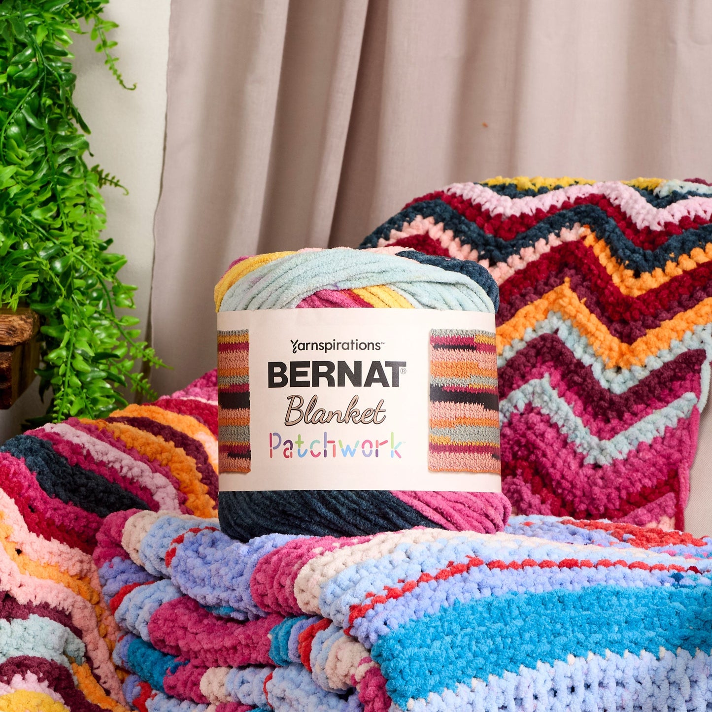 Bernat Blanket Patchwork Yarn (300g/10.5oz)