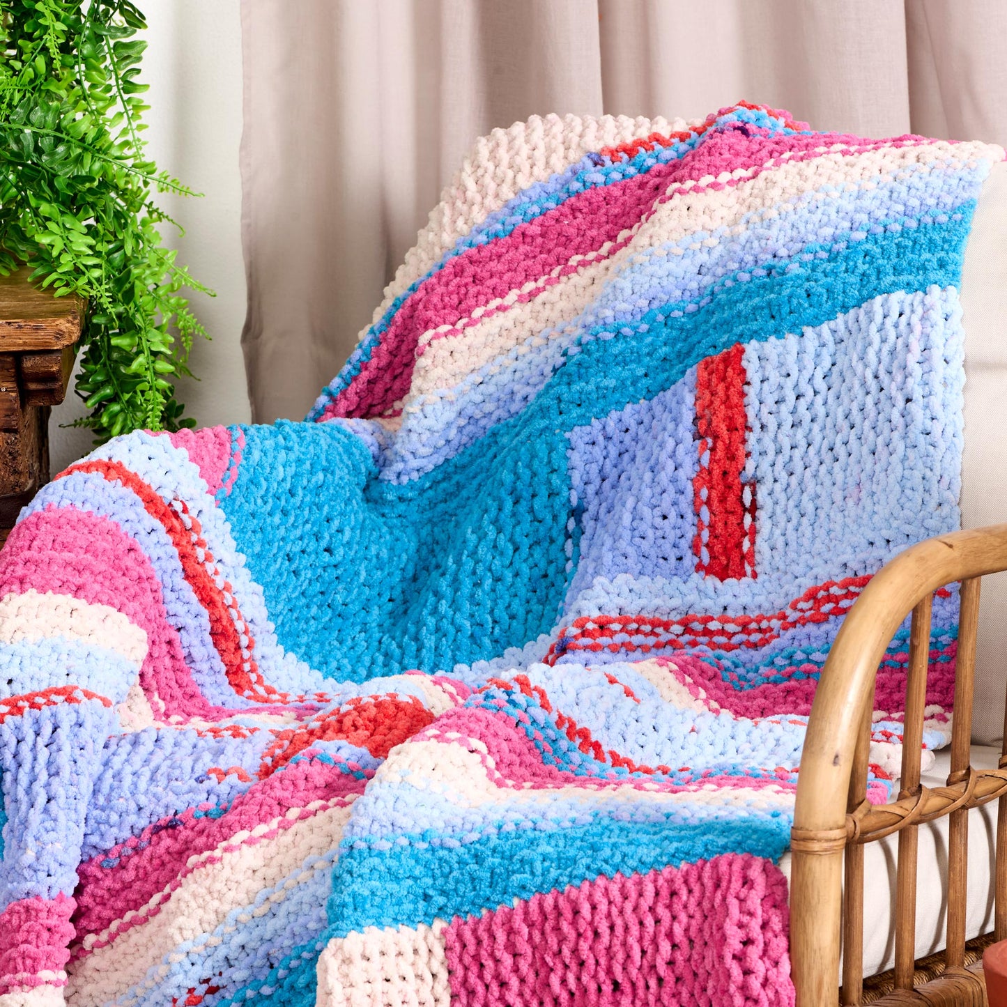 Bernat Blanket Patchwork Yarn (300g/10.5oz)